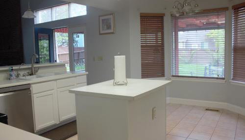 Amazing 4 Bedroom House with nice Backyard - Foto 4