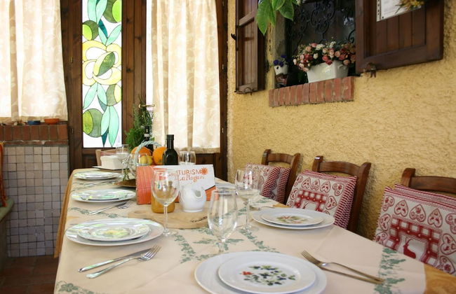 Beautiful private villa with WIFI, private pool, TV, pets allowed and parking, close to Arezzo - Foto 11