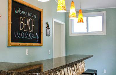 Newly Renovated! Old Homestead Beach Home - Foto 22