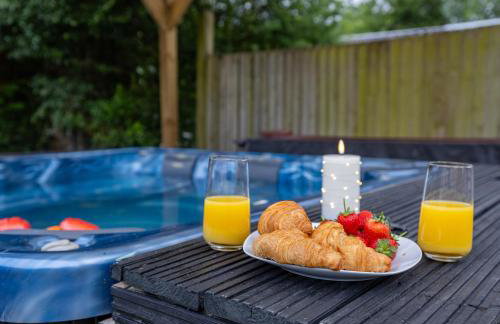 East Sussex Manor - Sleeps 12 - Hot Tub & Parking - Foto 33