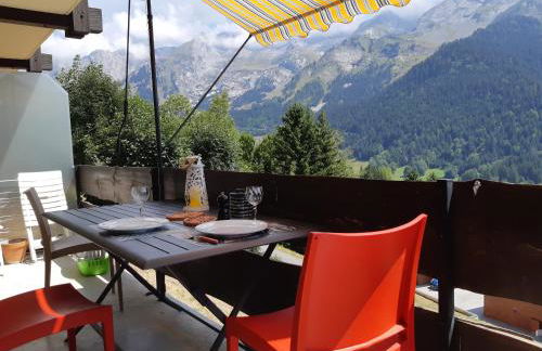 Le Soladret - 2 pièces 4 étoiles - Vue extraordinaire sur les Aravis - Foto 2