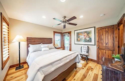 Upscale Hot Tub Wildlife Views - Photo 32