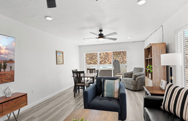 Touch of Class Stunning 5 Bdr! - Photo 23