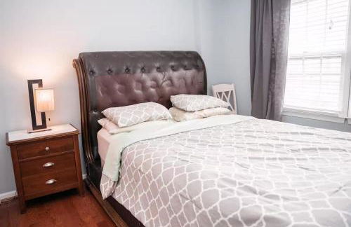 Cozy Springfield Townhome , WIFI , Pet Friendly - Foto 43