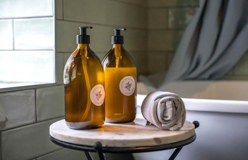 Large Country Cottage, Sleeps 8 - Spa Facilities, Garden Bar, Catering Services, Free Parking, Nature Reserve, Hen Parties - Foto 47