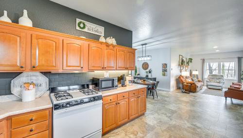 Shipshewana Guest House with Fire Pit! - Foto 5