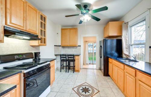 Charming Long Island Home with Fenced Yard! - Foto 2