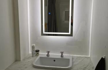 16th-Century Cottage with Separate Studio and Garden, Sleeps 12 - Foto 39