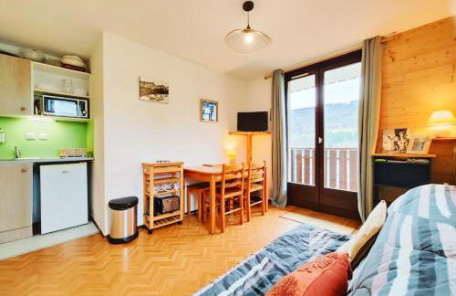 Appartement Lélex - 5 personnes - pied des pistes - vue montagne - Foto 8