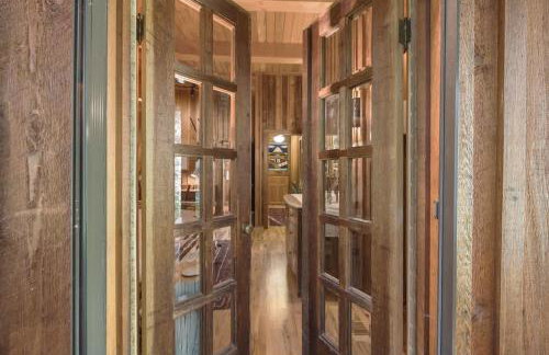 Forrest Lodge Large Private Luxury w Hot Tub - Foto 67