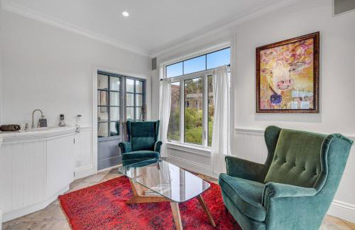 Luxe Remodeled Oceanfront Home on the Bluff - Foto 16