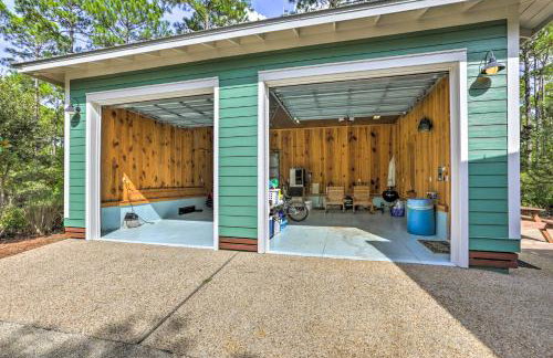 Breezy Home with Grills, Pool and Beach Access! - Foto 25