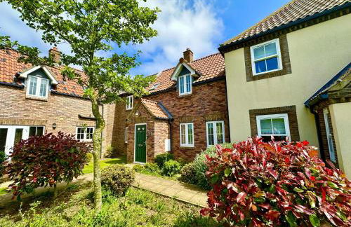 Puddleduck Cottage - Part of the The Bay Filey Holiday Village with pool, gym and direct beach access, pub, restaurant, tennis and meadows walks - Foto 1