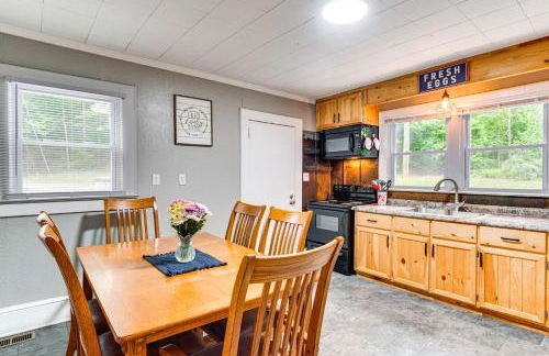 3 Mi to Dtwn! Forest City Haven with Furnished Patio - Foto 9