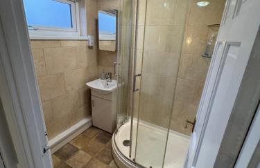 Cosy 2bed home near NEC BHX HS2 Business Park - Foto 25
