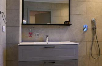 Kannas Mani Luxury Suites -Adults Friendly 14 Plus - Photo 118