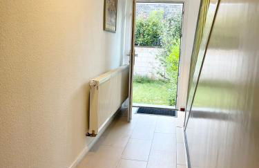 Easy to Düsseldorf Messe, 2-bedroom Apartment with kitchen and garden - Photo 5