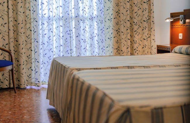 Port Europa Hotel - Foto 10