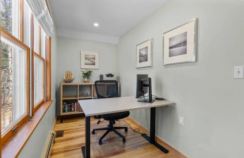 Lovely House 5 Min to Beach with Deck Grill and Garage - Foto 15