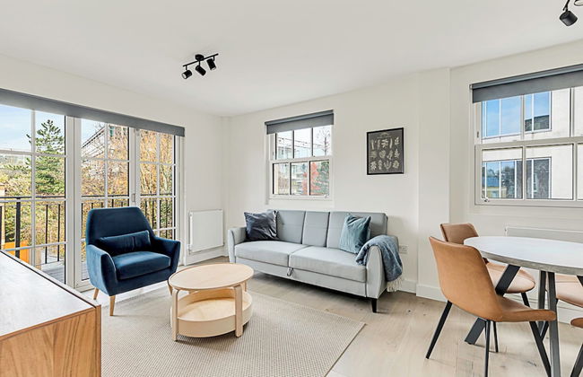 Sunny 2-bed Gem in Chiswick - Foto 15