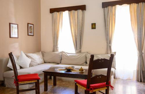 Mansion House - Photo 11