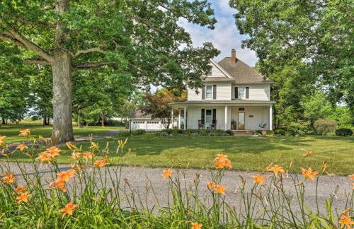 Renovated Farmhouse w Mountain Views and Fire Pit - Foto 41