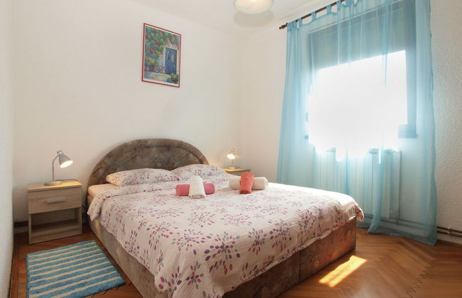 Apartment 1079 - Photo 10