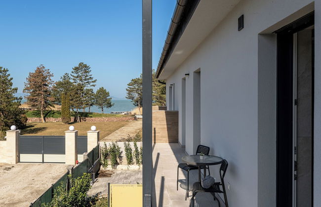 Balaton Flow Residences - Photo 32