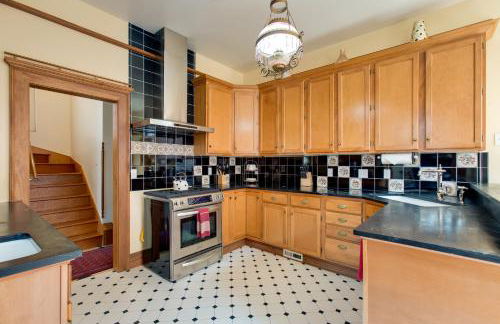 Victorian-Style Cheesman Park Apt - 2 Mi to Dtwn - Foto 12