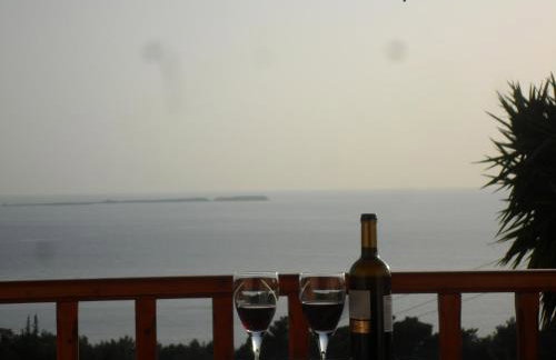 Mediterranean Studios - Photo 11