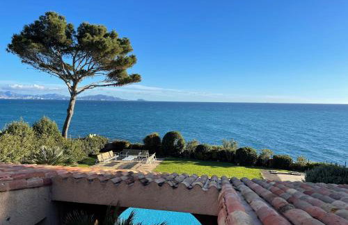 La Roche Bleue - Villa de charme avec vue exceptionnelle bord de mer piscine privée jardin et terrasse - Foto 52