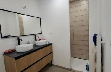 Grand appartement au calme proche du centre-ville - Foto 8