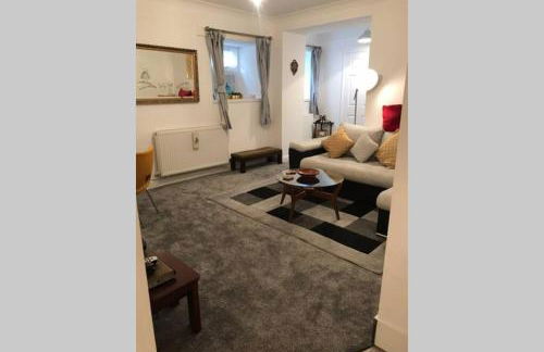 Tranquil Welsh Mountain Gem, Abertillery, Wales - Foto 24