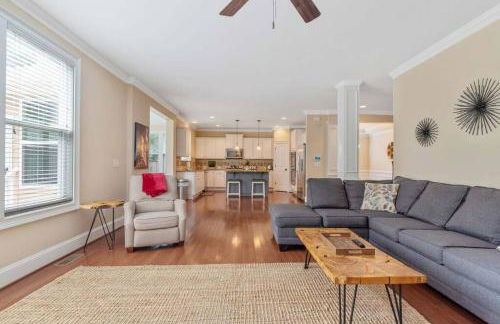 Spacious Family Getaway ~ Fire Pit~ Private Office - Foto 66