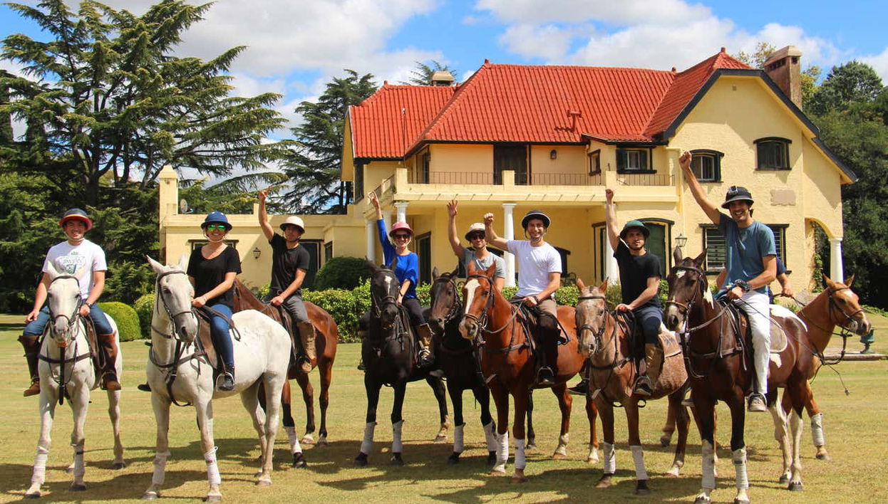 Horseback Riding at Estancia Villa María - Foto 1