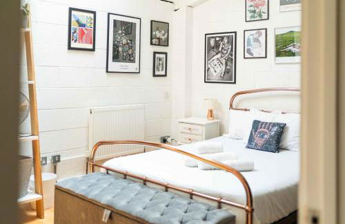 Stylish 3BD Home - Great Location - Foto 5