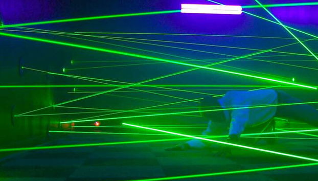 Flyer, 7D Ride & Laser Maze Combo en PIER 39 San Francisco - Foto 3