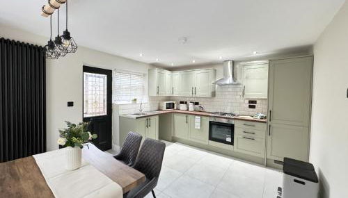 Plush Leeds Bungalow, Free Parking - Foto 5