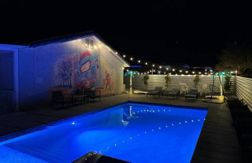 Havana House oasis with pool spa firepit game room and Mountain Views Be away from the city rules - Foto 32