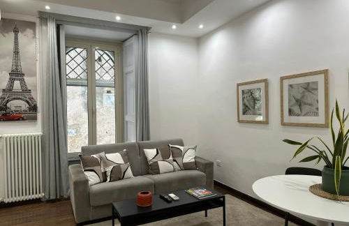 Bilocale a Chiaia vicino a Via dei Mille - Foto 21