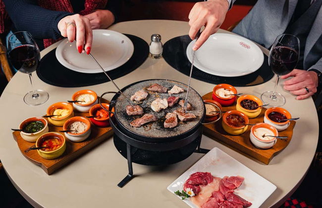 Comida o cena de fondue en el restaurante Casa Di Pietro - Foto 5