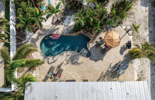 Grotto Pool House, 3 bed, 2 bath, IMG 3 miles, AMI - Foto 62