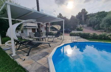 Villa Hippodrom-INDEPENDENT VILLA WITH POOL - Photo 8