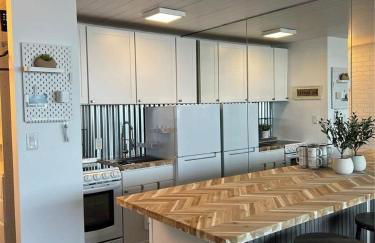 Sapphire Shores- Oceanfront at Symphony Beach Club - Foto 1