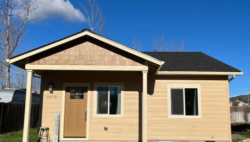 Charming 2BR Cottage Near Freeway-Cul-de-sac - Foto 1