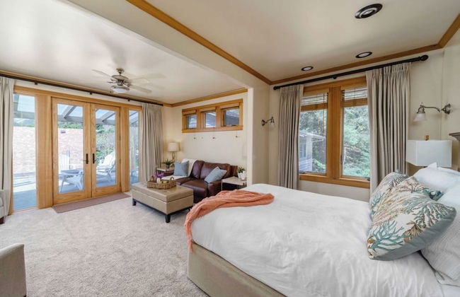 The Castle Rock Estate by Avantstay Steps From Arch Cape Beach w/ Hot Tub & Sauna - Foto 22