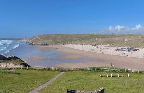 Two bedroom cottage - country lane -10 min walk to Perranporth beach - Foto 18