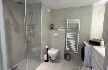 Piscine Rooftop Résidence Neuve - Foto 17