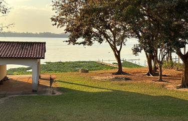 Magnífica Chácara com Fundo para a Represa - Photo 12