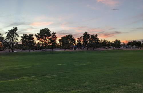 Heated Pool - Spacious, Cheerful Home 5br/3bath - Foto 19